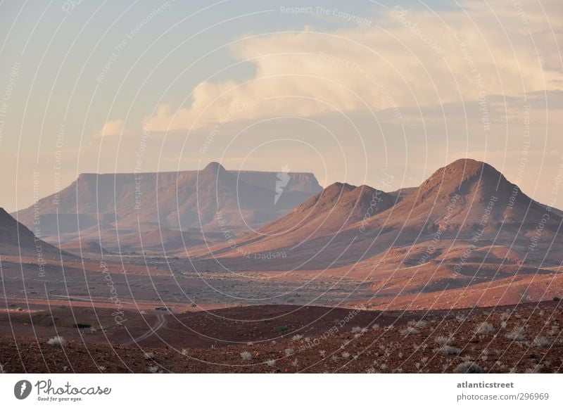 Damaraland Abendstimmung Abenteuer Freiheit Natur Landschaft Erde Sonnenaufgang Sonnenuntergang Berge u. Gebirge Wüste Namibia Damaraland Steinwüste Afrika