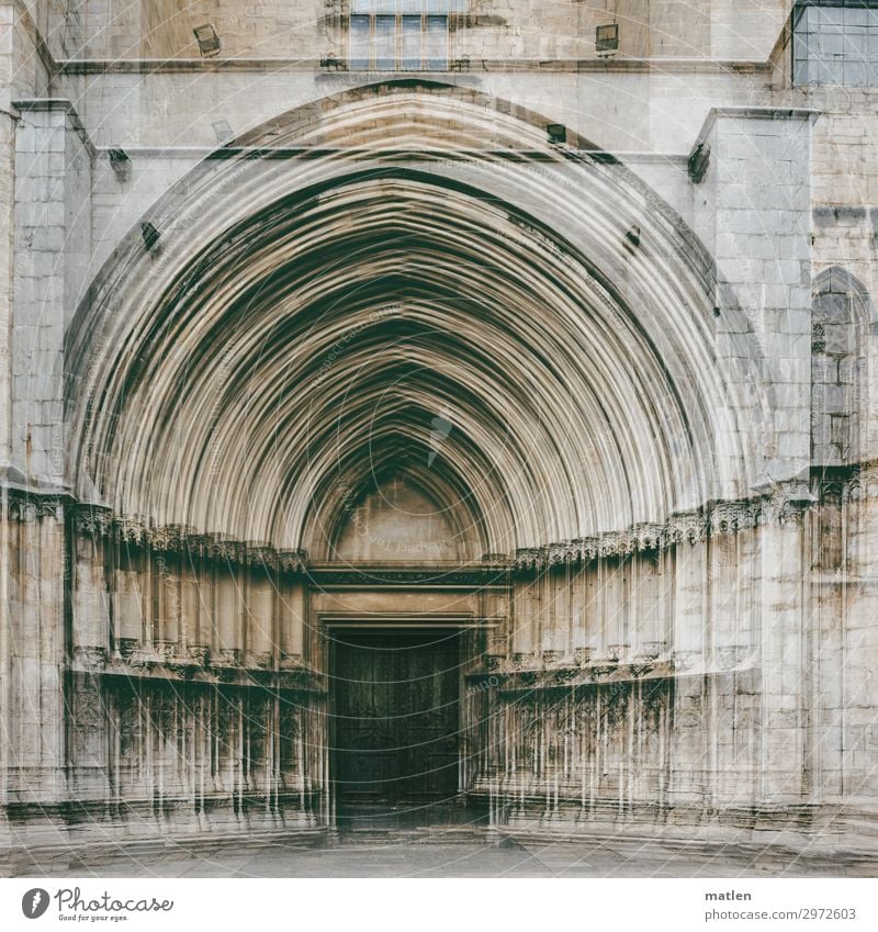 Gotik Stadt Menschenleer Dom Mauer Wand Fassade Tür alt historisch braun grau beeindruckend Gerona Portal Doppelbelichtung Farbfoto Gedeckte Farben