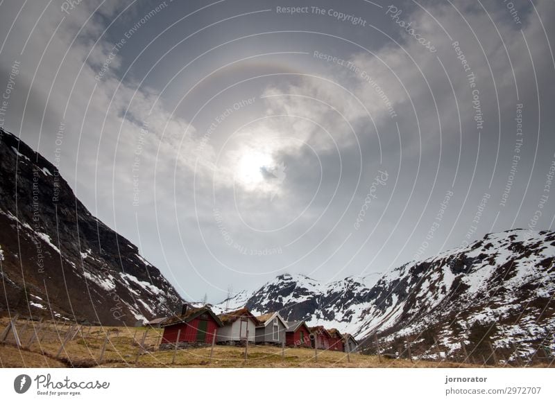 Norge - king of the hill Umwelt Natur Landschaft Luft Himmel Wolken Klima Klimawandel Hügel Gipfel Schneebedeckte Gipfel Gletscher Stimmung Holzhütte