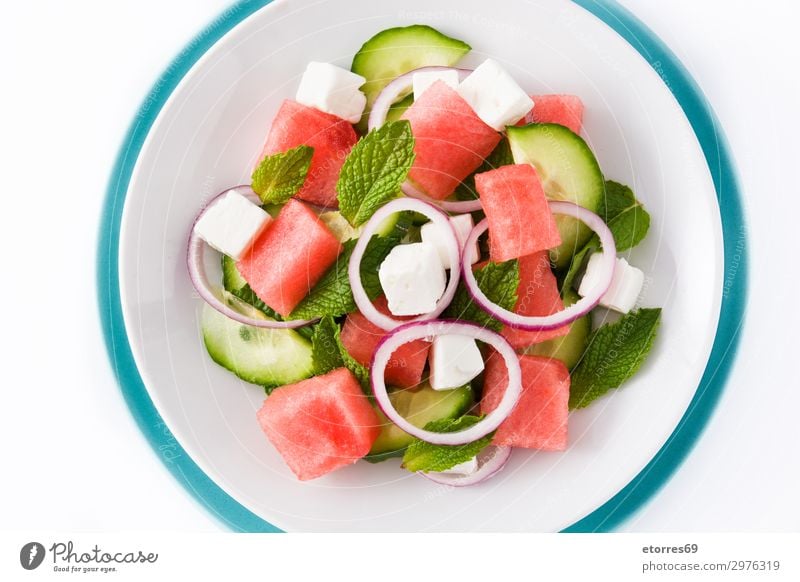 Wassermelonensalat mit Fetakäse Lebensmittel Käse Gemüse Frucht Ernährung Mittagessen Abendessen Vegetarische Ernährung Asiatische Küche Teller exotisch Sommer