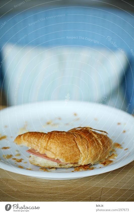 Da hab ich mir soviel Mühe gegeben Lebensmittel Teigwaren Backwaren Croissant Ernährung Frühstück Kaffeetrinken Büffet Brunch Fingerfood Geschirr Teller