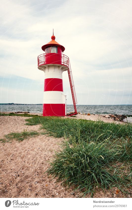 Kleiner Leuchtturm Ferien & Urlaub & Reisen Tourismus Ferne Strand Meer Natur Landschaft Urelemente Sand Wasser Himmel Wolken Schönes Wetter Gras Küste Nordsee