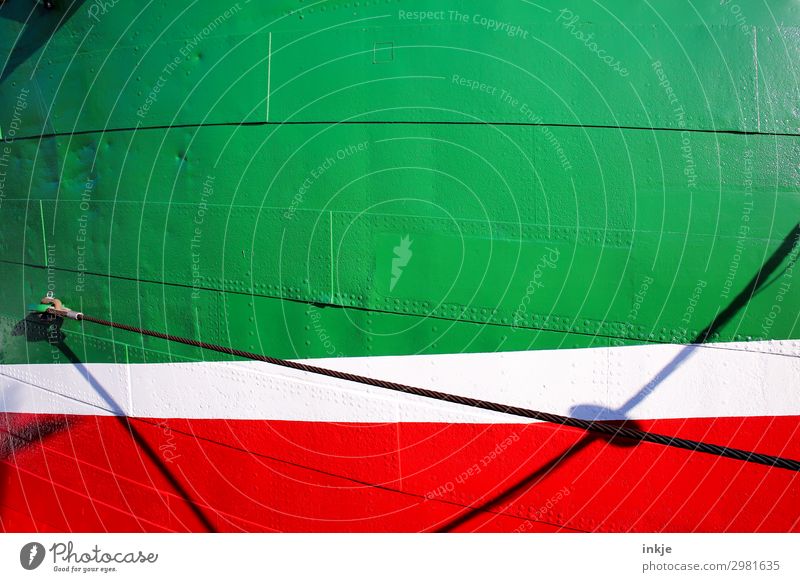 Schiffsrumpf Rickmer Rickmers Schifffahrt Segelschiff Seil Wasserfahrzeug Metall Linie Streifen grün rot weiß Güterverkehr & Logistik Farbe ankern fest gespannt
