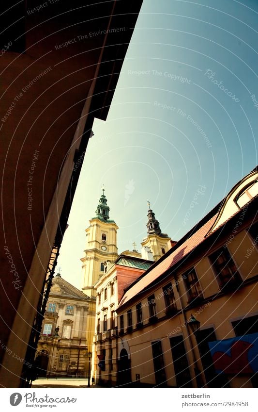 Kirche St. Johannes Baptist alt Altstadt antik Barock Haus Religion & Glaube Kirchturm legnica liegnitz malerisch Polen Schlesien Stadt Straße Gasse eng