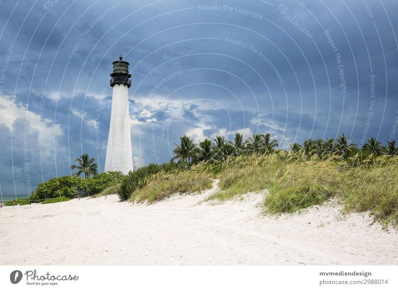 Leuchtturm Key Biscayne Schifffahrt Sorge Miami Miami Beach Strand Düne Wetter Wolken bedrohlich Farbfoto Außenaufnahme