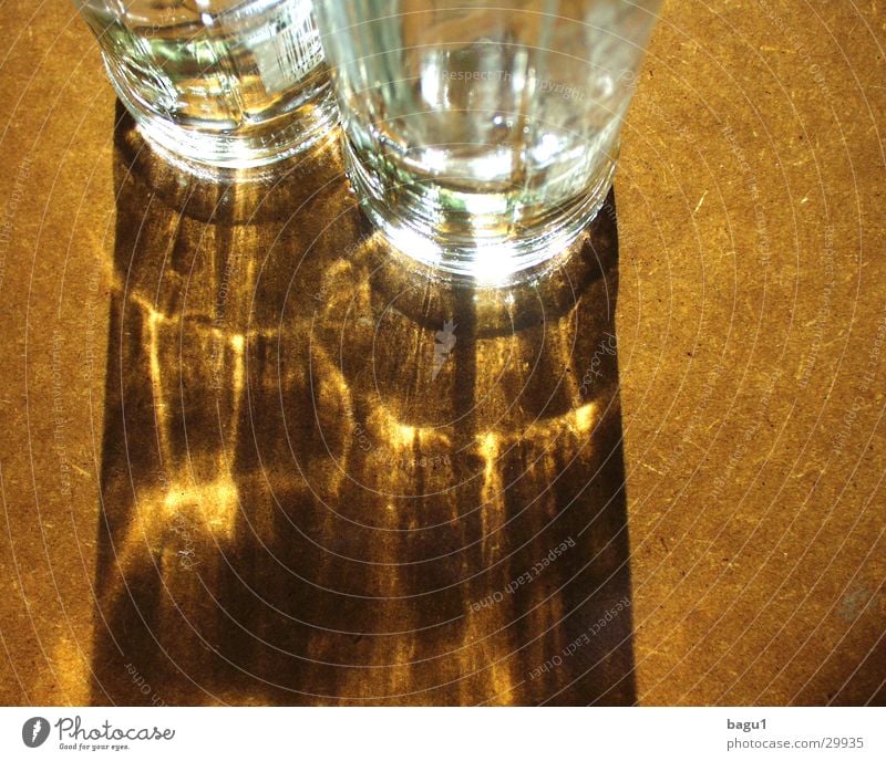 Schattenspiel Licht Alkohol Sonne Reflexion & Spiegelung Glas Flasche Strukturen & Formen