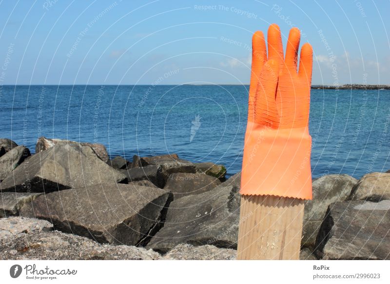 Handschuh am Strand. Lifestyle Stil Design Ferien & Urlaub & Reisen Tourismus Ausflug Freiheit Sommer Sommerurlaub Meer Kunst Skulptur Umwelt Natur Landschaft