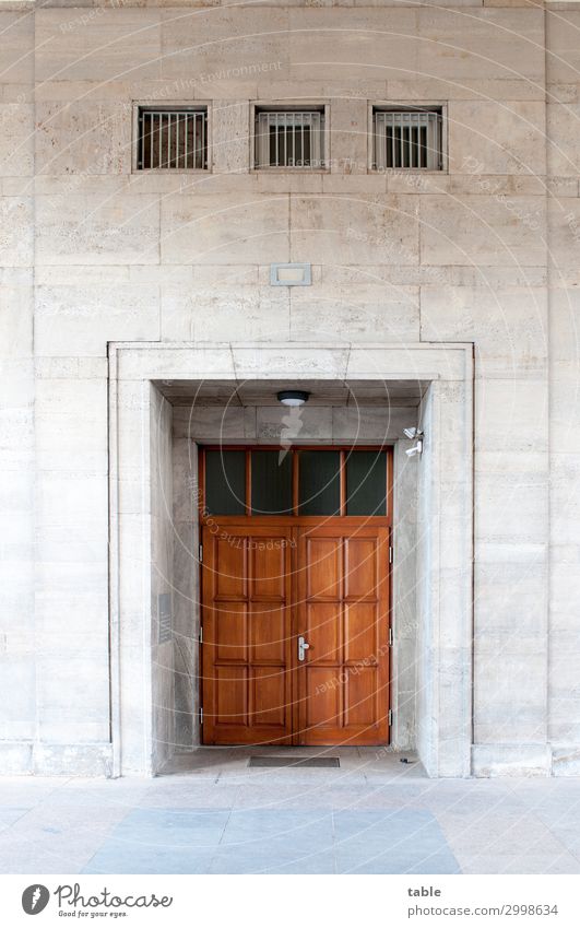 Portal Güterverkehr & Logistik Dienstleistungsgewerbe Baustelle Stadt Hauptstadt Gebäude Architektur Fassade Tür Fußmatte Eingangstür Stein Holz Glas Metall