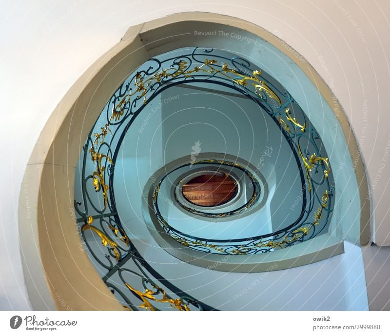 Spirale Haus Gebäude Architektur Treppe Wendeltreppe rund gelb rot türkis bizarr Design Treppengeländer schrullig Rokoko aufwärts Berlin-Mitte Hackesche Höfe