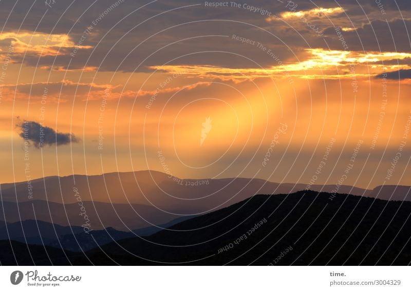 ein neuer Tag Umwelt Natur Landschaft Himmel Wolken Horizont Sonne Sonnenaufgang Sonnenuntergang Schönes Wetter Berge u. Gebirge Bergkette Gefühle Stimmung