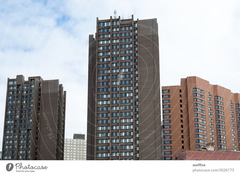 wohnen Stadt Haus Hochhaus Mauer Wand Häusliches Leben Baltimore USA Farbfoto Außenaufnahme Menschenleer Textfreiraum links Textfreiraum rechts