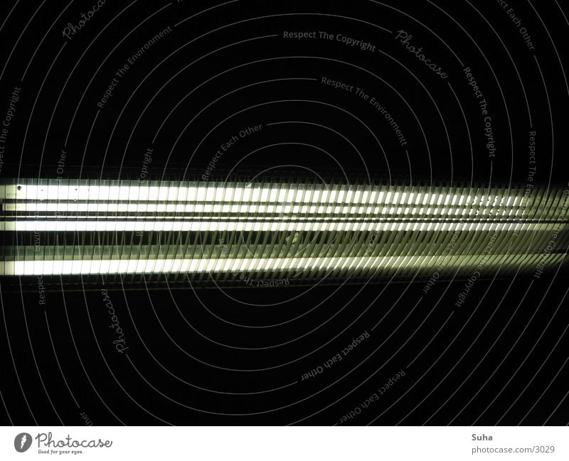 Leuchtweg Licht Leuchtstoff Leuchtstoffröhre Gitter Elektrisches Gerät Technik & Technologie Lamelle Eisenbahn