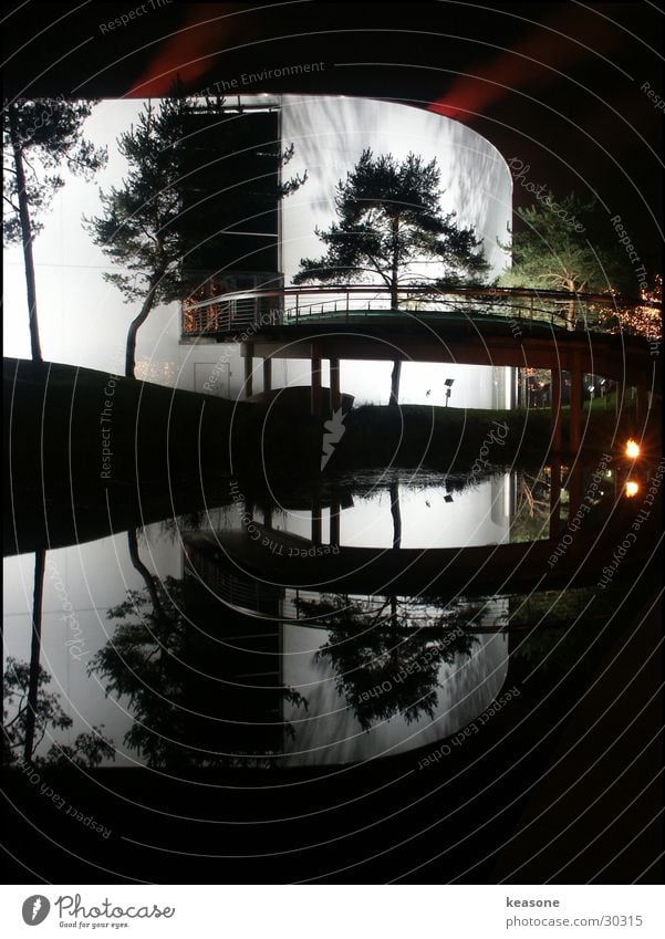 mirror Autostadt Museum Reflexion & Spiegelung See Haus Wand Baum Architektur Wasser Treppe www.keasone.de