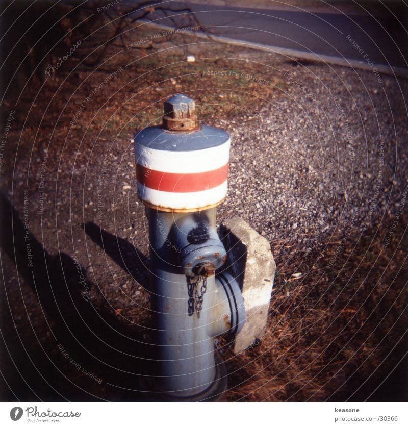 need some water? Wasserhahn Hydrant Zapfsäule Holga Fototechnik Straße www.keasone.de