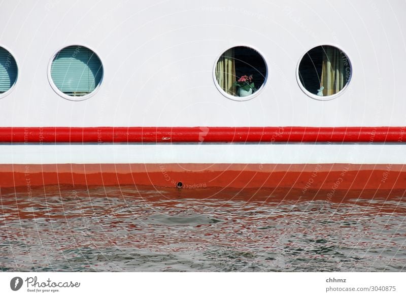 Bullaugen Schiff Schifffahrt Außenaufnahme Wasserfahrzeug flusskreuzfahrt weiß maritim Kreuzfahrt Bootsfahrt Ausflug Tourismus Ferien & Urlaub & Reisen