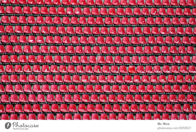 Reihe 8 , Platz 23 Freizeit & Hobby Tribüne Sportstätten Sportveranstaltung Stadion rot Sitzgelegenheit Sitzreihe Fußballstadion Publikum nebeneinander