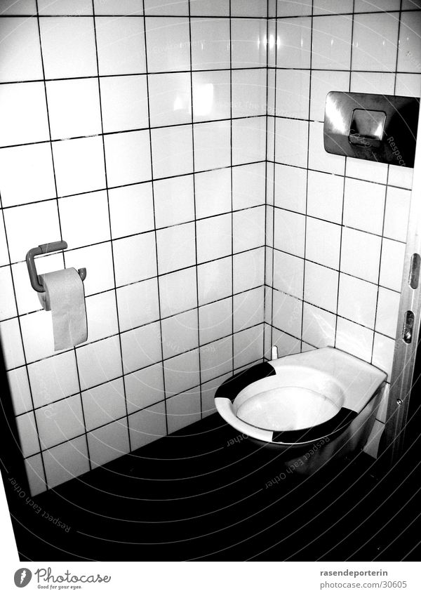 wer hat die brille geklaut? Toilette urinieren Haufen Urin Einsamkeit Kot Ausscheidungen