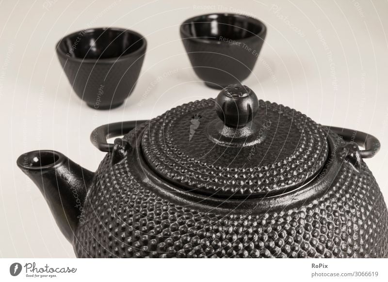 Teekessel aus Gusseisen. Asiatische Küche Getränk Heißgetränk Topf Tasse Lifestyle Reichtum Stil Design exotisch Gesundheit Gesunde Ernährung Fitness Wellness