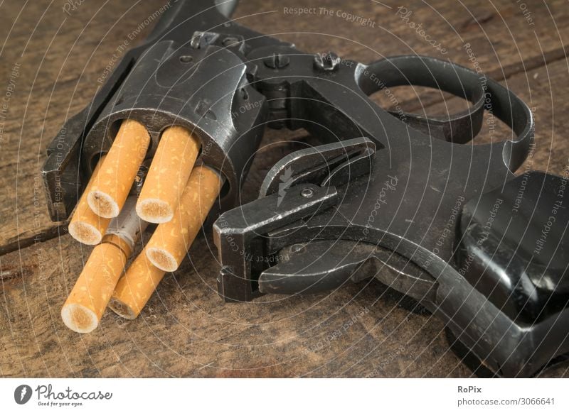 SMOKING KILLS Lifestyle Gesundheit Gesundheitswesen Krankheit Rauchen Bildung Pistole Waffe Schußwaffen Technik & Technologie Industrie Umwelt Natur Holz Stahl