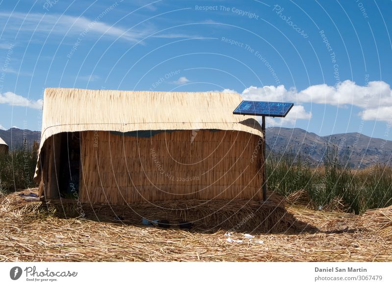 Uros Schwimmende Insel, Titicacasee, Puno Region, Peru Haus Natur Landschaft Pflanze Küste See Dorf Hütte Sehenswürdigkeit Tradition altiplano andin Anden