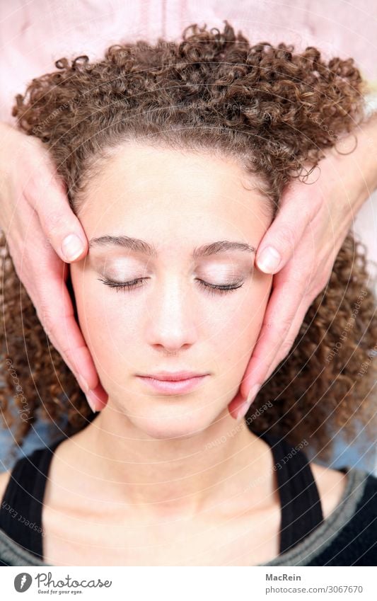 Reiki Haut Gesicht Gesundheit Gesundheitswesen Behandlung Alternativmedizin Wellness Leben harmonisch Wohlgefühl Zufriedenheit Sinnesorgane Erholung ruhig