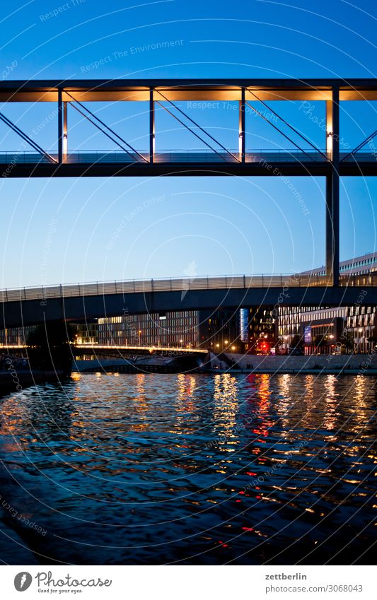 Beamtenlaufbahn Abend Architektur Berlin Deutscher Bundestag Deutschland dunkel Dämmerung Hauptstadt Bundeskanzler Amt marie elisabeth lüders haus Nacht