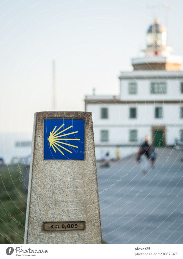 Markierung von 0 km in Santiago Weg in Finisterre Leuchtturm Ferien & Urlaub & Reisen Tourismus Sommer Meer wandern Himmel Stein blau Religion & Glaube