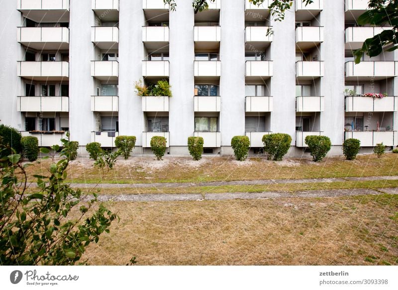 Neubau (quer) Architektur Berlin Großstadt Haus Hochhaus Stadtzentrum Vorstadt reinickendorf siemensstadt modern Block Plattenbau Etage Mehrfamilienhaus