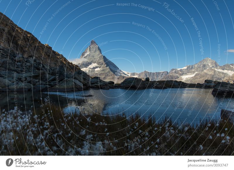 Zermatt - Riffelsee wandern Natur Landschaft Wasser Herbst Schönes Wetter Alpen Berge u. Gebirge See außergewöhnlich Farbfoto Außenaufnahme Tag Schatten