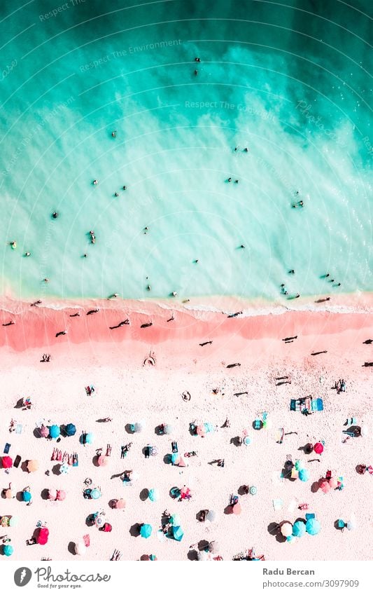 Menschenmenge am Strand, Luftaufnahme Schwimmen & Baden Ferien & Urlaub & Reisen Sommer Sommerurlaub Sonne Sonnenbad Meer Wellen Umwelt Natur Landschaft Wasser