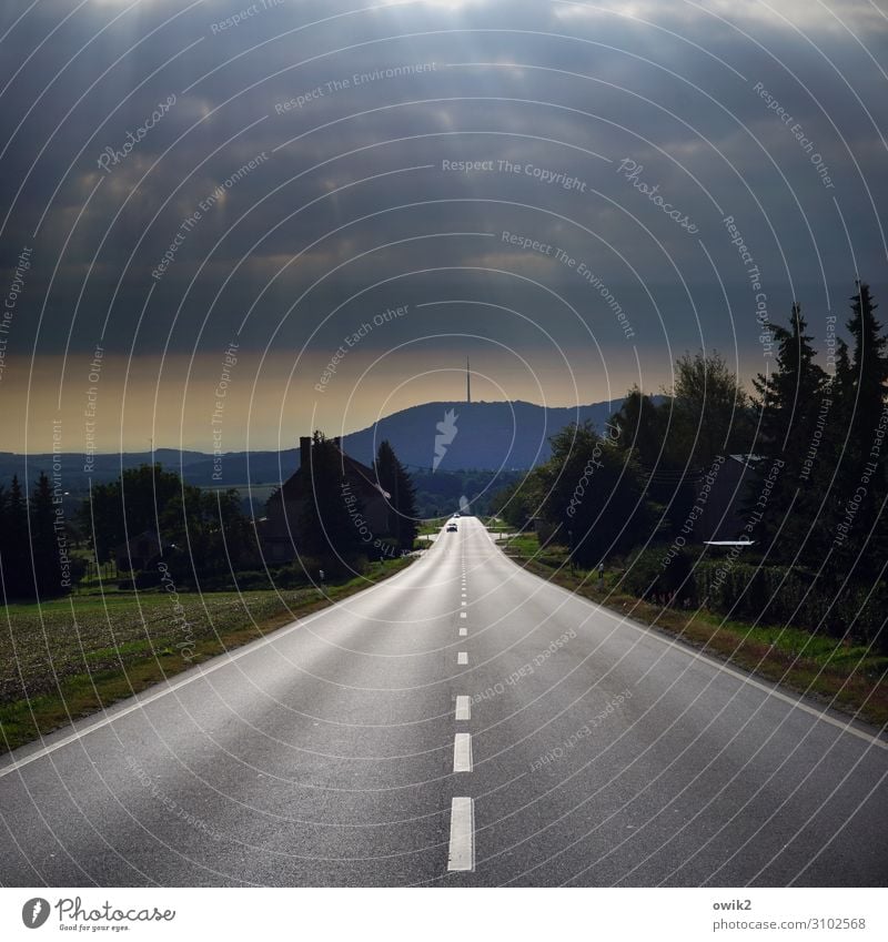 Augen zu und durch Umwelt Natur Landschaft Himmel Wolkenloser Himmel Horizont Schönes Wetter Berge u. Gebirge Löbauer Berg Lausitz Oberlausitz Deutschland