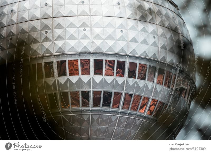 Berliner Fernsehturm berlin berlinerwasser derProjektor dieprojektoren farys joerg farys ngo ngo-fotograf Starke Tiefenschärfe Kontrast Licht Tag Menschenleer