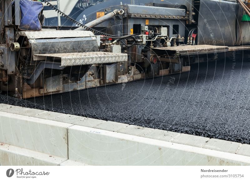 Straßenbau Arbeit & Erwerbstätigkeit Beruf Arbeitsplatz Baustelle Wirtschaft Güterverkehr & Logistik Werkzeug Maschine Baumaschine Technik & Technologie Verkehr