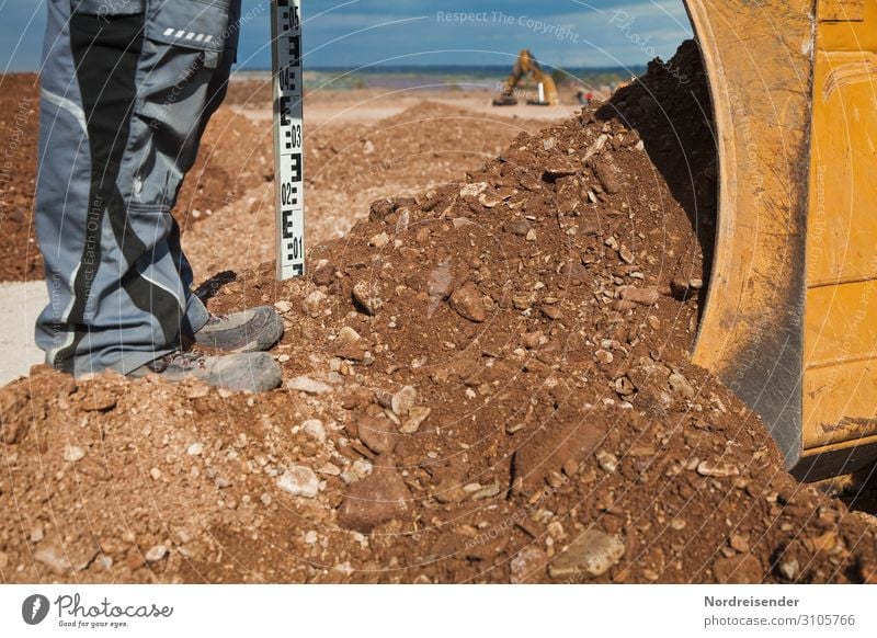 Planieren Arbeit & Erwerbstätigkeit Beruf Handwerker Arbeitsplatz Baustelle Wirtschaft Güterverkehr & Logistik Werkzeug Maschine Baumaschine