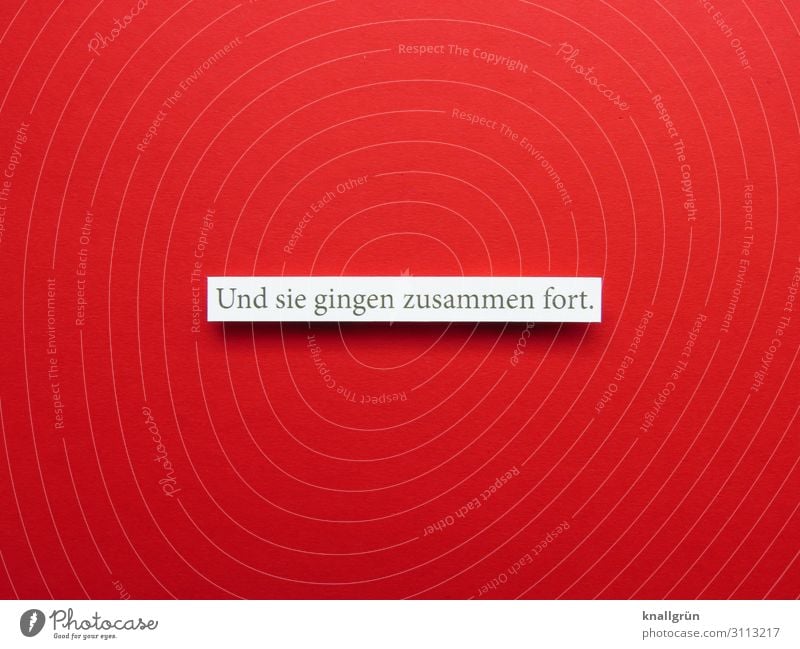 Und sie gingen zusammen fort Zusammensein Romantik Liebe Verliebtheit Paar Partnerschaft Liebespaar Glück Zuneigung zusammengehörig Vertrauen Happy End