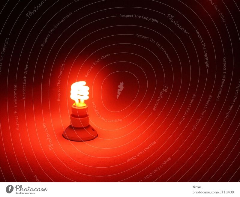 HAPPY BIRTHDAY PHOTOCASE ZUM 19. GEBURTSTAG und stets ein helles Licht im Hafen leuchtstoff leuchtmittel leuchten licht elektrisch skurril schatten halterung