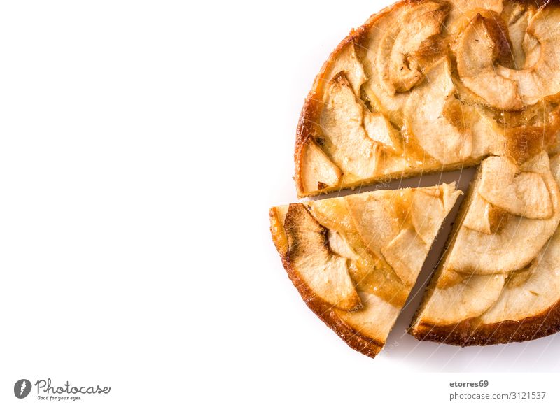 Hausgemachte Apfelkuchen auf weißem Hintergrund. Pasteten Dessert Backwaren Scheibe Frucht Lebensmittel Gesunde Ernährung Foodfotografie Herbst Teigwaren Torte