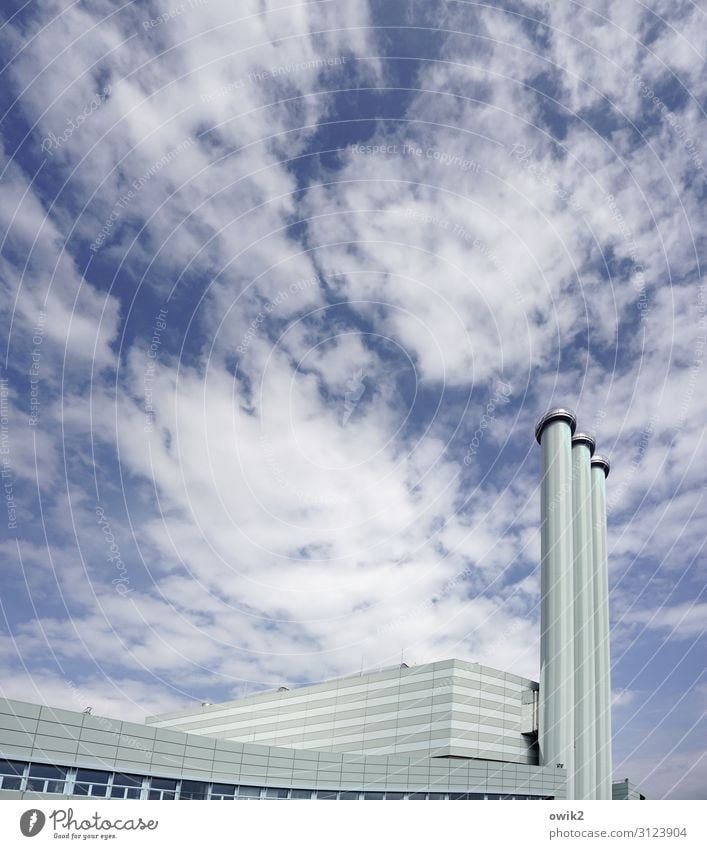 Sauber in die Zukunft Himmel Wolken Schönes Wetter Dresden Deutschland Industrieanlage Fabrik Gebäude Architektur Schornstein hoch modern Stadt Farbfoto