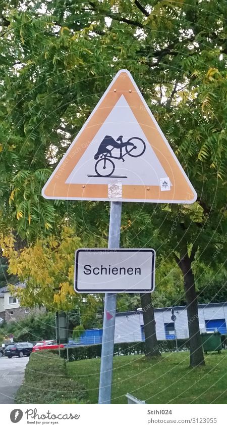 Ups! - #120 Freizeit & Hobby Fahrradtour Sport Fahrradfahren Verkehr Verkehrsmittel Verkehrswege Straßenverkehr Schienenverkehr Gleise Weiche Schienennetz