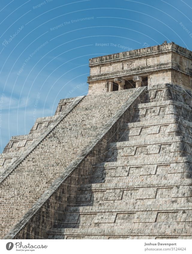 Pyramide von Kukulkanisch Ferien & Urlaub & Reisen Tourismus Sightseeing Ruine Bauwerk Architektur Sehenswürdigkeit Wahrzeichen alt antik altes Gebäude