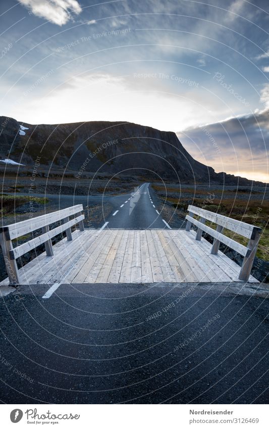 Geheimnisvolle Landstraße Ferien & Urlaub & Reisen Tourismus Abenteuer Ferne Freiheit Landschaft Himmel Wolken Felsen Berge u. Gebirge Brücke Bauwerk Verkehr