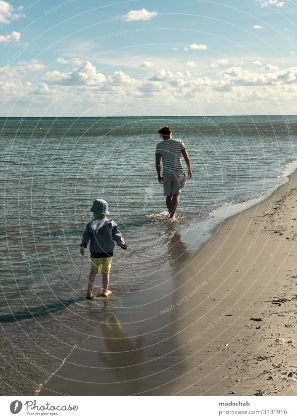 Vater und Sohn am Meer Ferien & Urlaub & Reisen Ausflug Ferne Expedition Sommerurlaub Mensch maskulin Junge Mann Erwachsene Kindheit Leben 2 Himmel Wolken