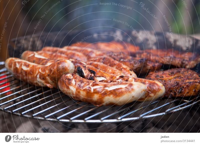 es geht immer um die wurst. Lebensmittel Fleisch Wurstwaren Ernährung Picknick Essen Grill verschwenden genießen Qualität Bratwurst Thüringen Spezialitäten