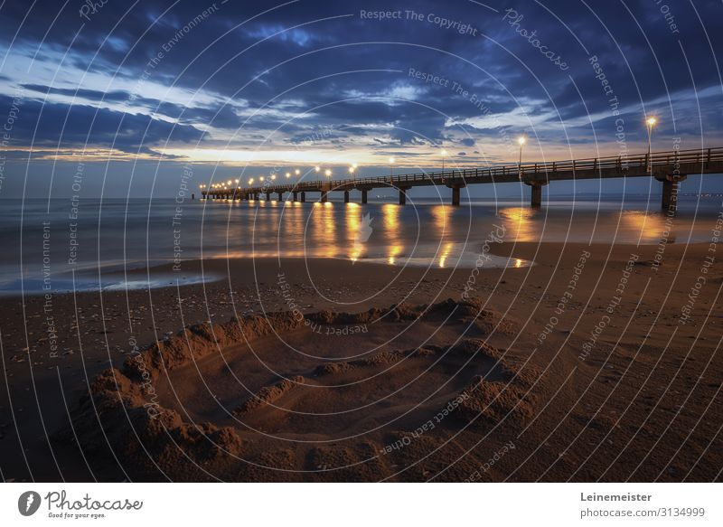 Seebrücke Ahlbeck Ferien & Urlaub & Reisen Tourismus Sommerurlaub Strand Meer Wellen Natur Landschaft Himmel Wolken Wind Deutschland Europa blau Badeort Usedom