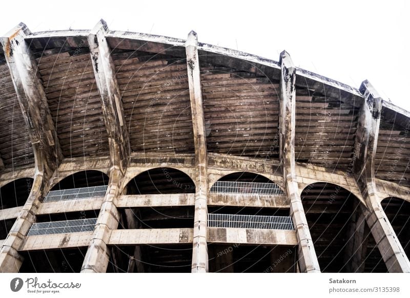 Arena Fußball großartig und schönes Bauwerk Ferien & Urlaub & Reisen Sport Stadion Himmel Sonnenlicht Gebäude Wahrzeichen Beton alt historisch stark grau