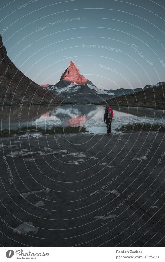 Sonnenaufgang am roten Matterhorn Berge u. Gebirge wandern Natur Landschaft Erde Wasser Wolkenloser Himmel Sonnenuntergang Sommer Gipfel See Riffelsee