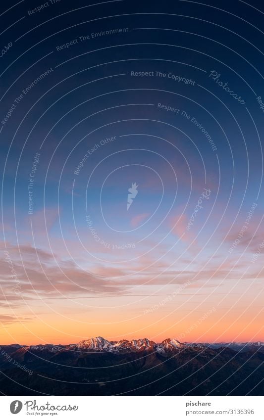 The Sky is the Limit Natur Landschaft Wolkenloser Himmel Sonnenaufgang Sonnenuntergang Alpen Berge u. Gebirge Gipfel Schneebedeckte Gipfel natürlich Abenteuer