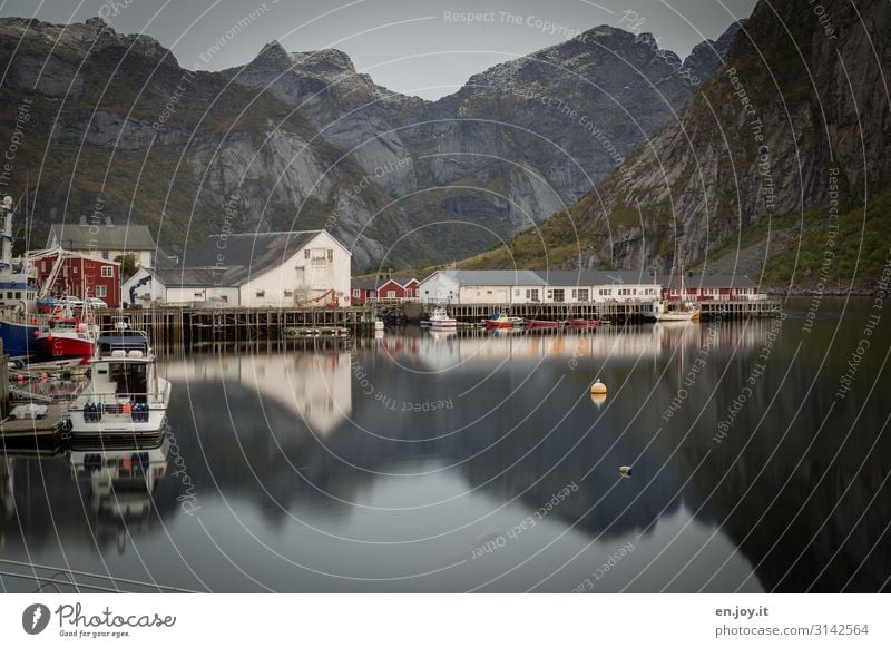 Hafenidylle Ferien & Urlaub & Reisen Tourismus Ausflug Abenteuer Umwelt Landschaft Felsen Berge u. Gebirge Fjord Hamnöy Reine Lofoten Norwegen Skandinavien