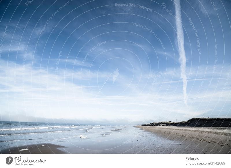 Nordstrand mit einfallenden Wellen Ferien & Urlaub & Reisen Sommer Strand Meer Insel Umwelt Natur Landschaft Sand Himmel Wolken Wetter Felsen Küste Fjord