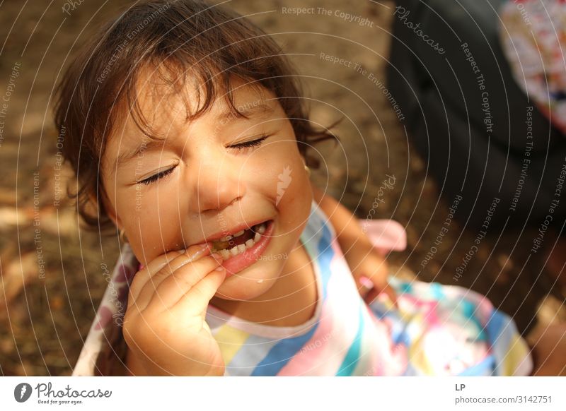 ich liebe es Lebensmittel Ernährung Essen Vegetarische Ernährung Diät Fasten Fastfood Slowfood Kindererziehung Bildung Kindergarten Mensch Baby Eltern